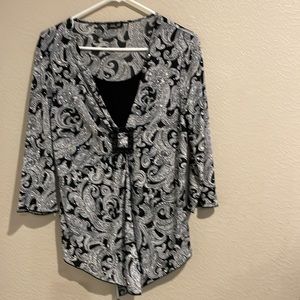 Ashley Jill B&W Dressy Stretchy Top - M